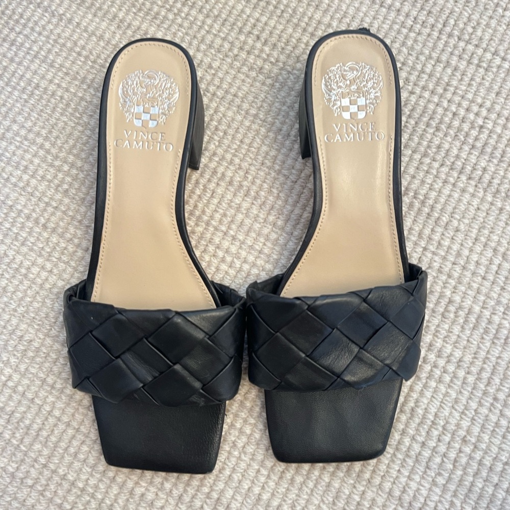 Black Vince Camuto slip on heels size 7.5